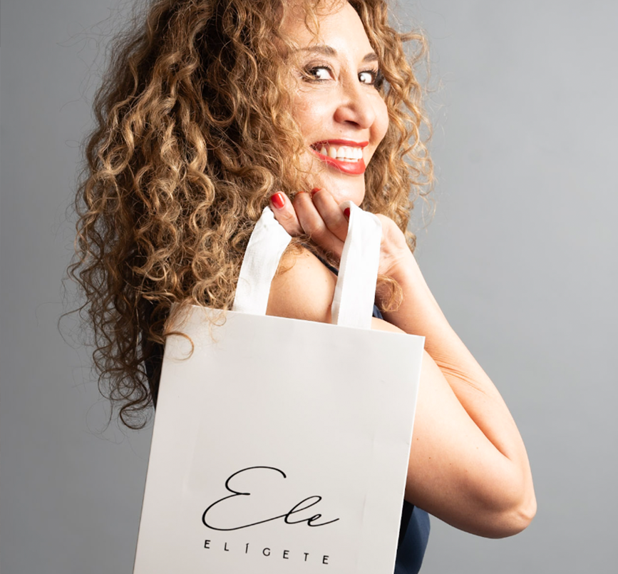 Elígete para tu mejor versión Enfocamos el cuidado para ti en tres ejes Rostro, Cabello y Cuerpo Seleccionamos cada producto desde la simpleza de lo cotidiano, de lo fundamental para invitarte a cuidar y realzar tu verdadero yo